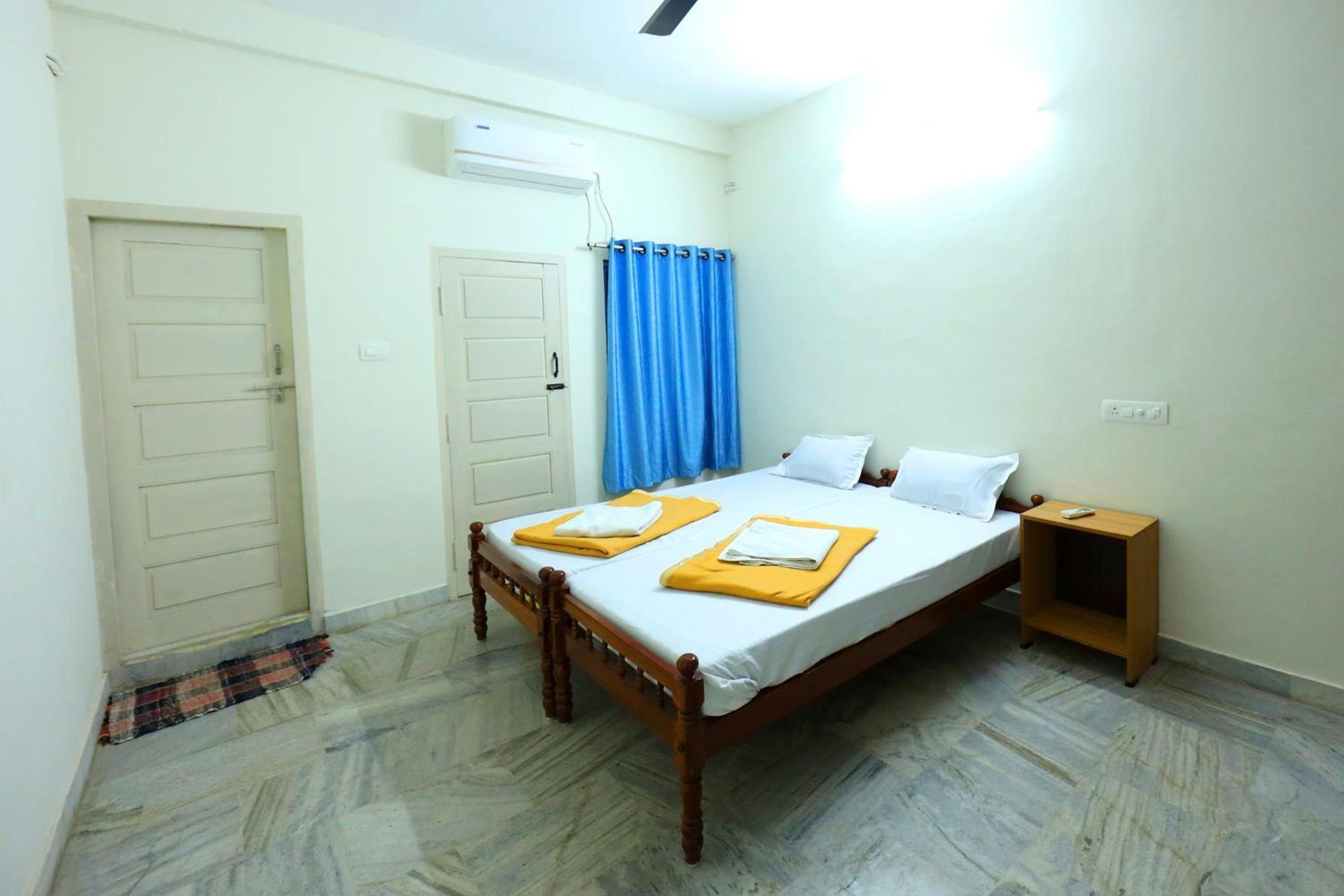 Hotel Temple View Residency Chottanikara Zewnętrze zdjęcie